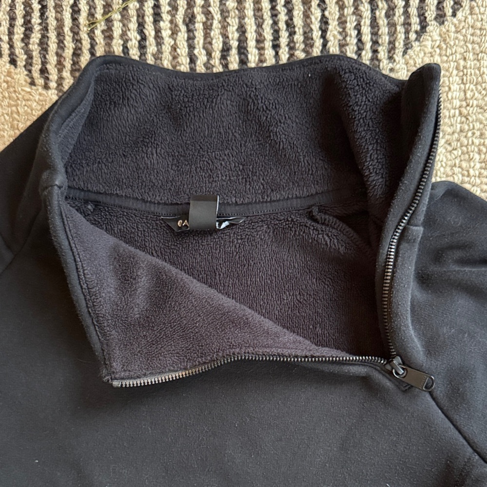 Athleta crossover mock neck sweatshirt - Picture 6 of 11